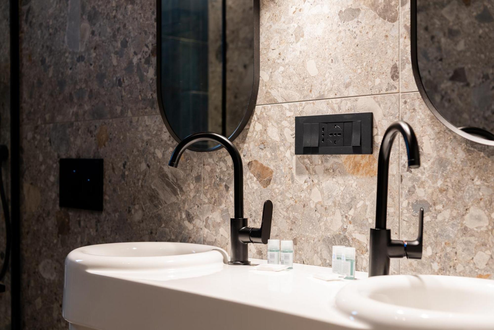 Hotel Palazzo Olivia by 101 Flat in Roma Esterno foto